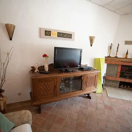 Casa Vale Dos Sobreiros Моншики