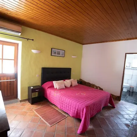 Дом отдыха Casa Vale Dos Sobreiros